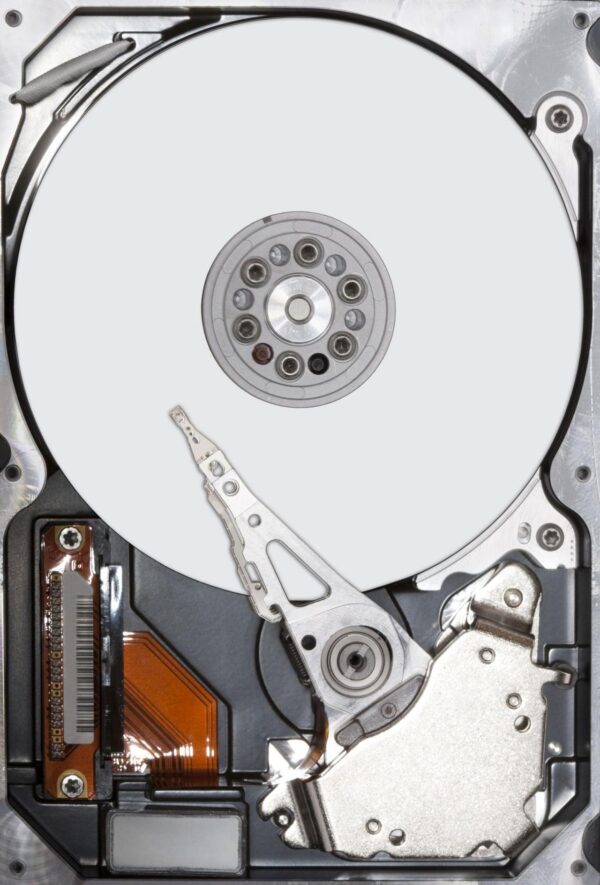 Toshiba Enterprise MG06ACA800E 3.5 8TB 256MB - Image 2