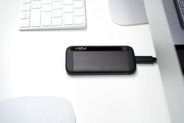 Crucial® X8 4000GB Portable SSD - Image 3