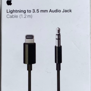 Apple MR2C2FE/A Lightning to 3.5mm Audio Cable (1.2m) - Black